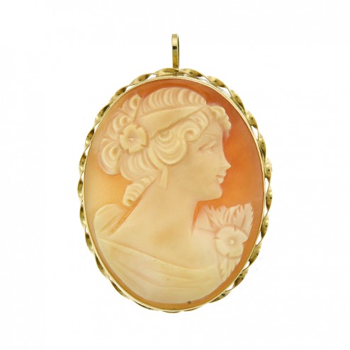 14k Yellow Gold Large Oval Cameo Portrait Vintage Pendant Brooch